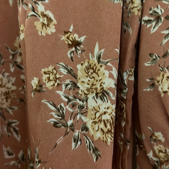 BNWT - Gorgeous Floral Maxi Dress - Picture 3 of 6